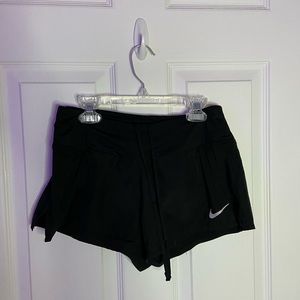 Black Nike shorts